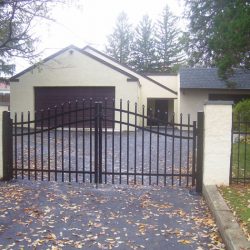 swing gate for driveway