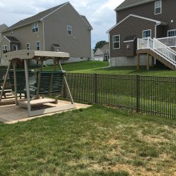 close spacing style aluminum fence