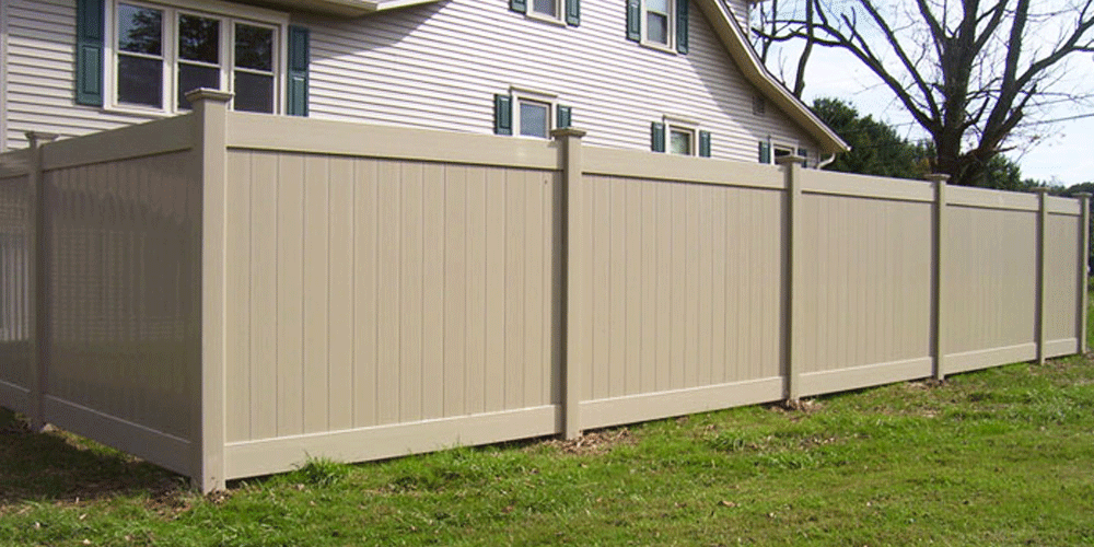 Privacy fence ideas with tan vinyl