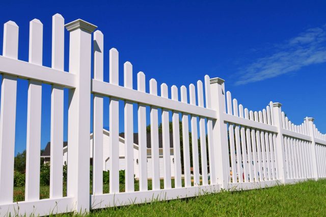 Low-Maintenance Fences that Will Save You Big Time
