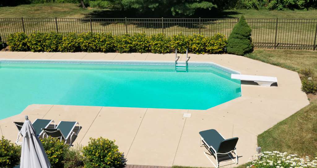 Privacy pool fence for backyard